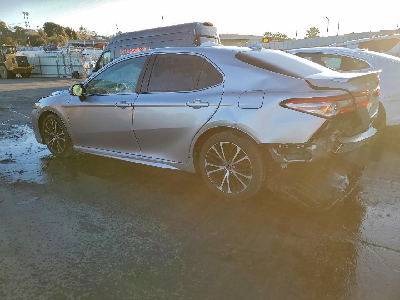 2019 TOYOTA CAMRY