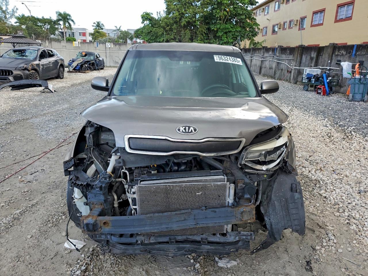 2015 KIA SOUL