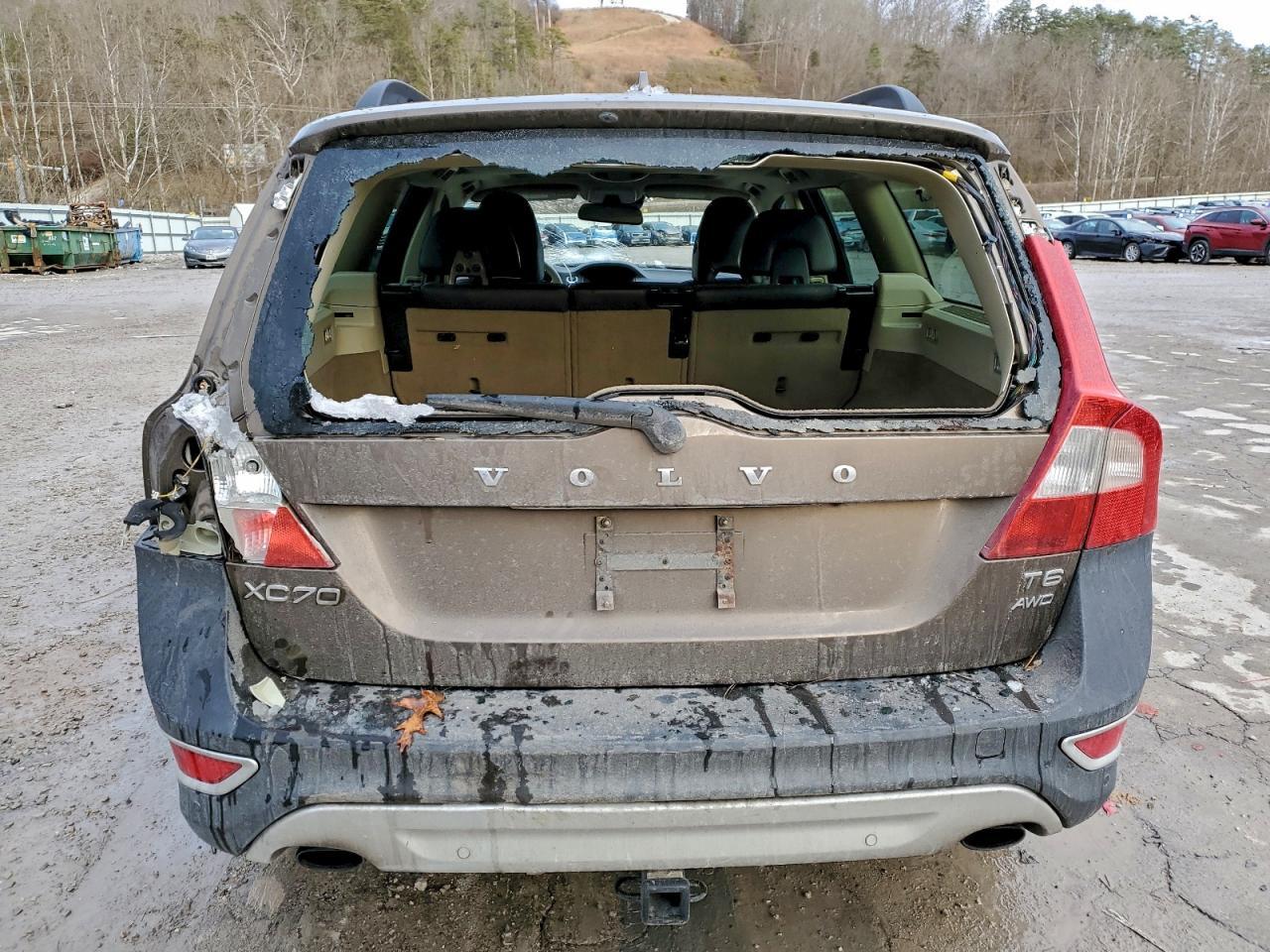 2012 VOLVO XC70