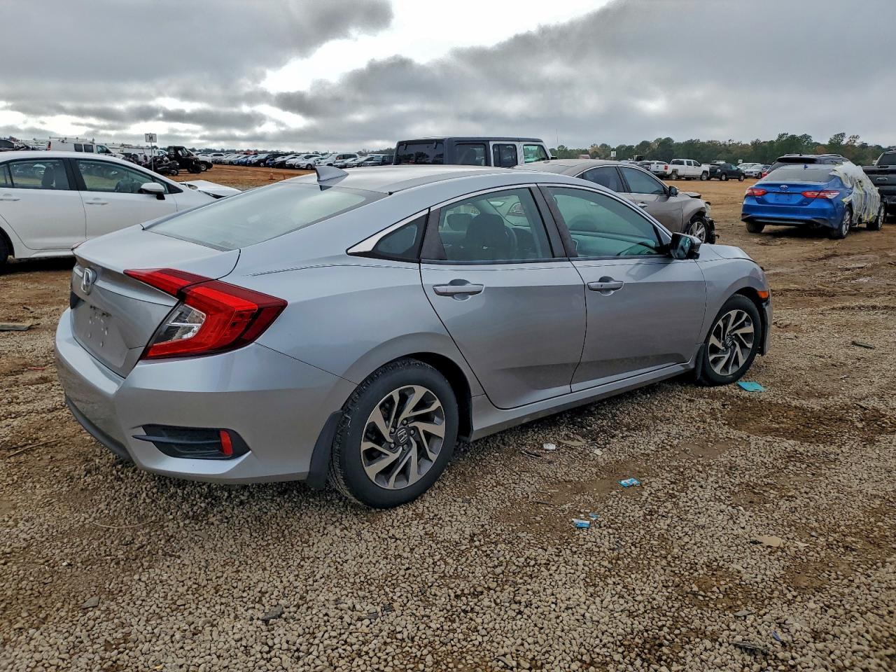 2018 HONDA CIVIC