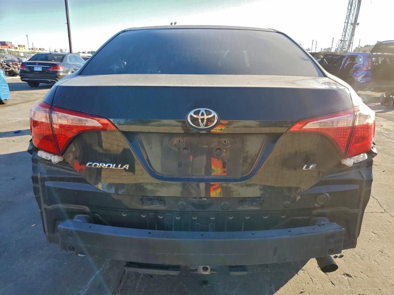 2018 TOYOTA COROLLA