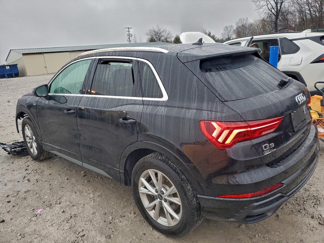 2022 AUDI Q3