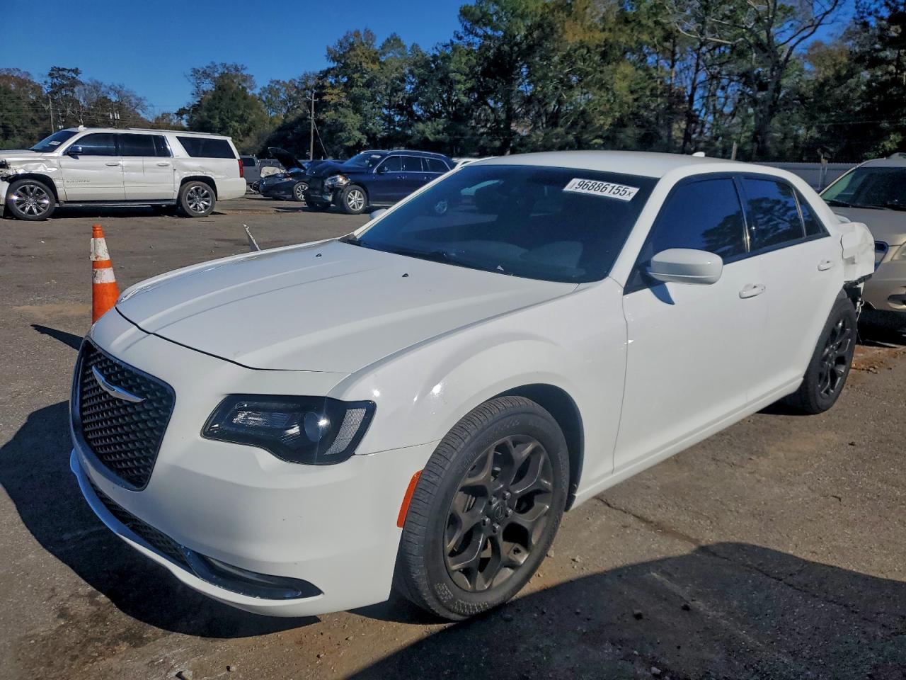 2020 CHRYSLER 300
