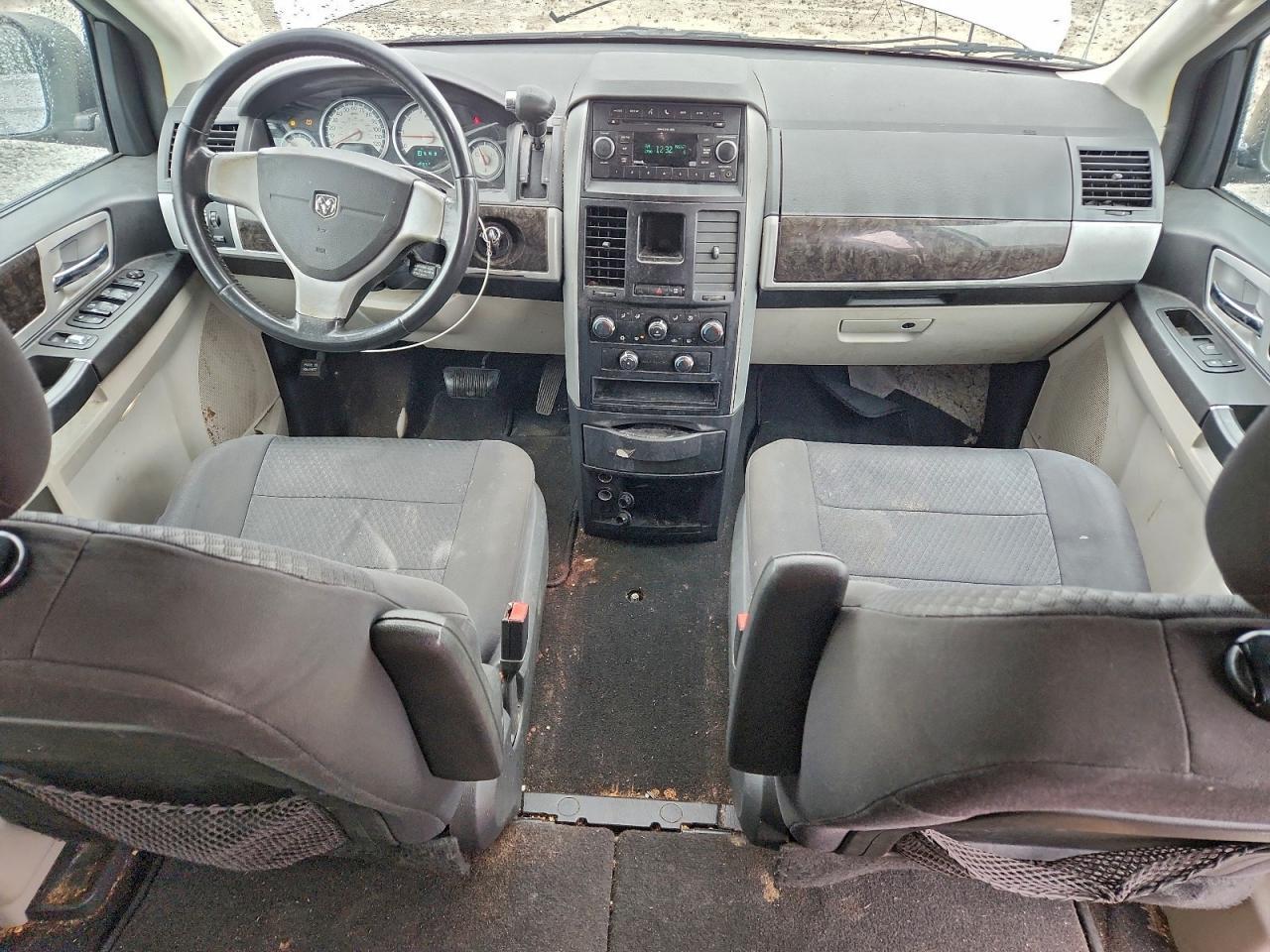 2010 DODGE GRAND CARAVAN