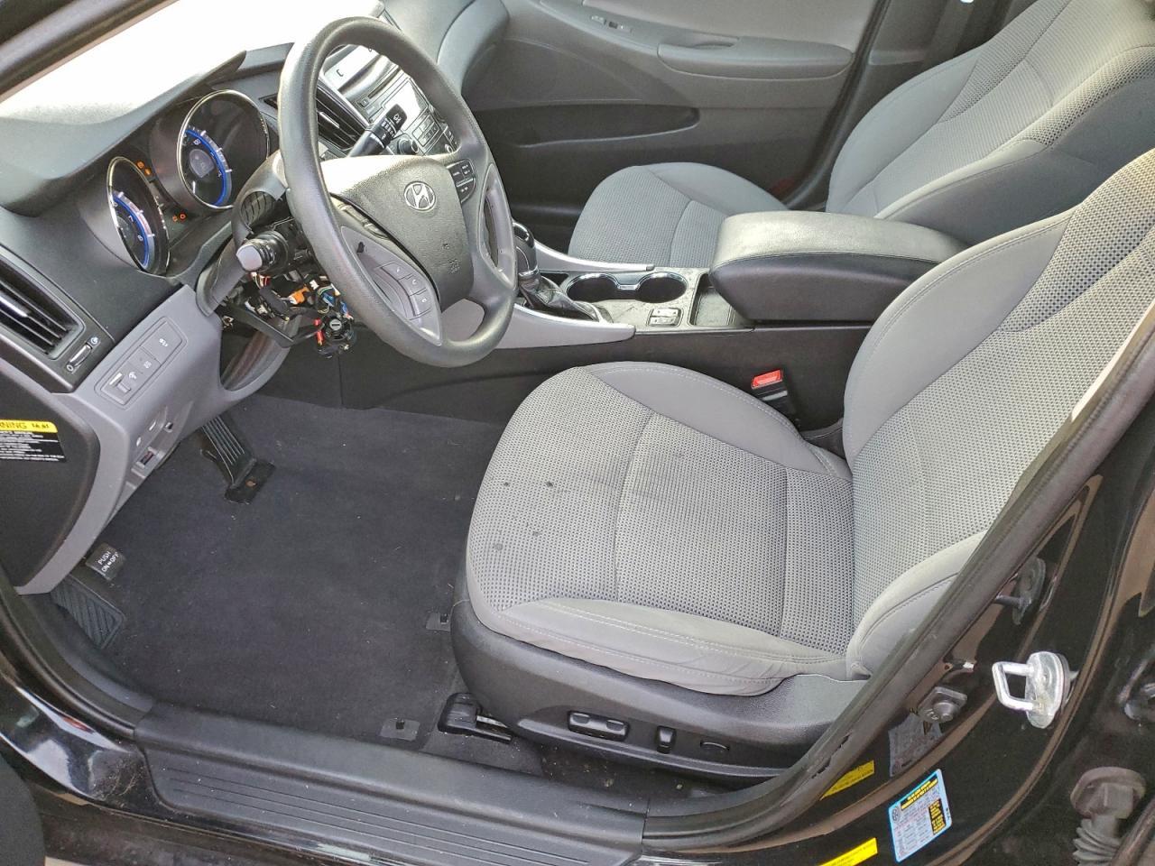 2013 HYUNDAI SONATA