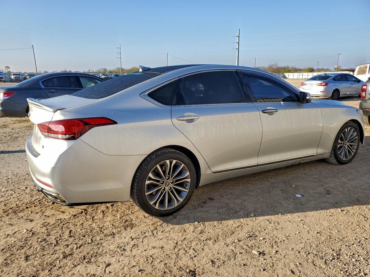 2015 HYUNDAI GENESIS