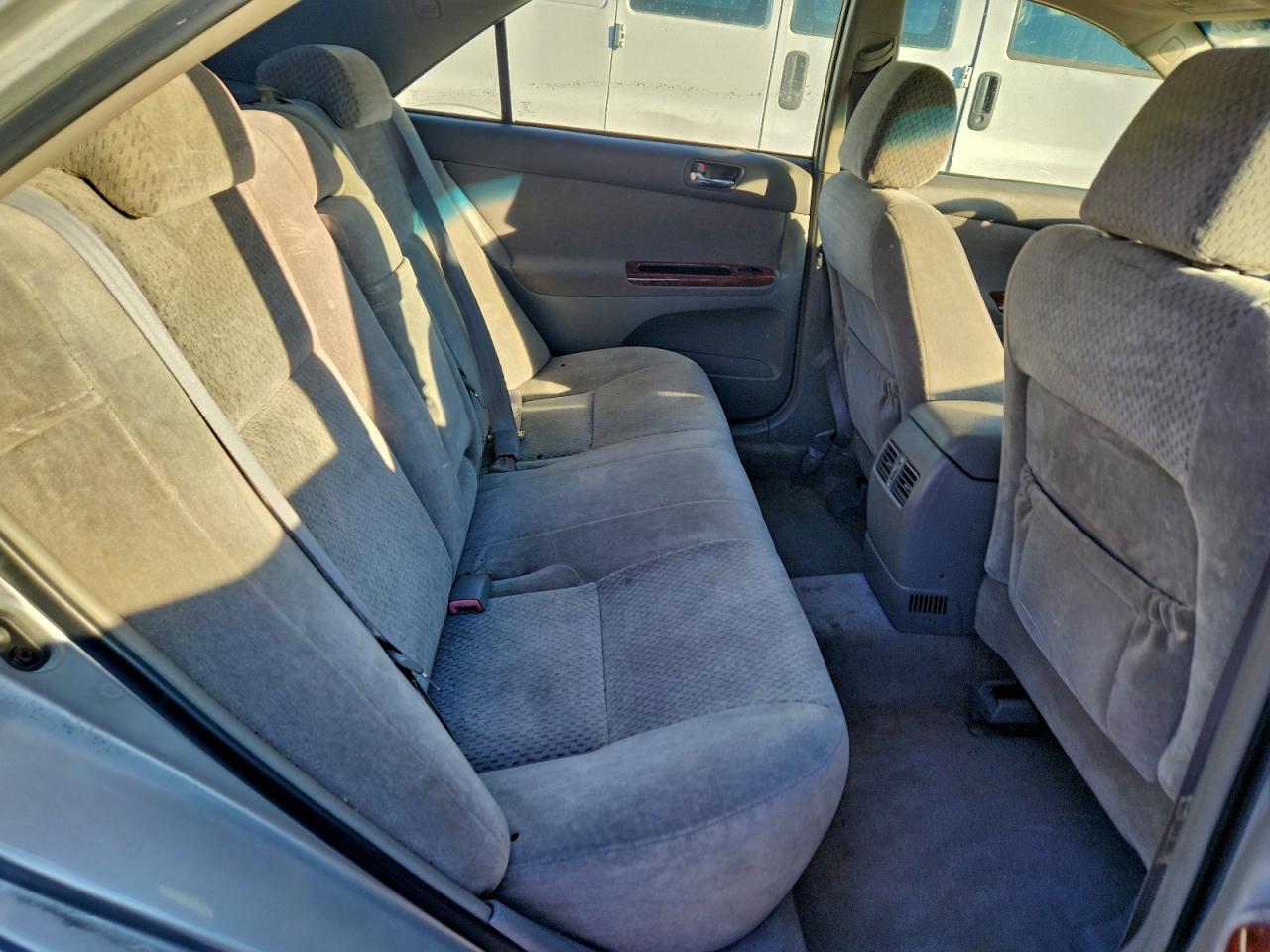 2004 TOYOTA CAMRY