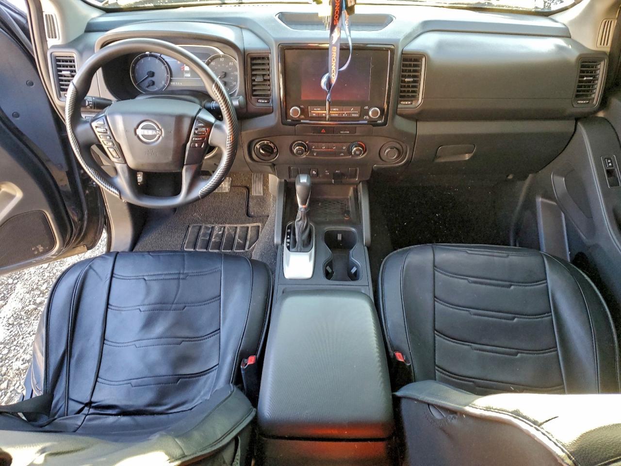 2022 NISSAN Frontier