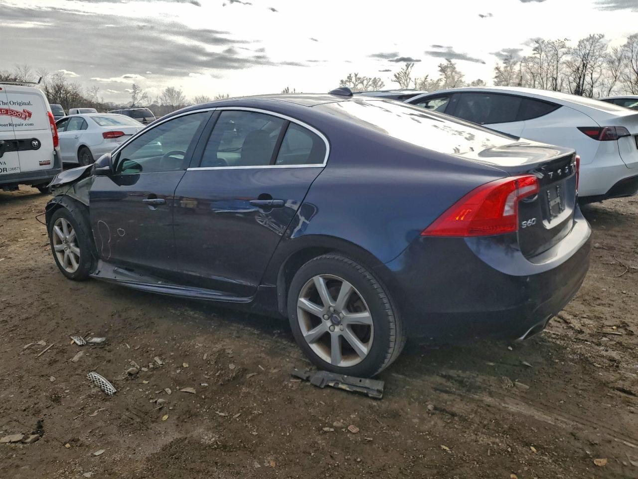 2016 VOLVO S60