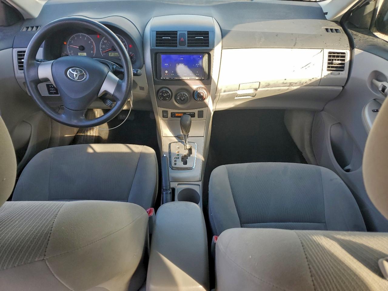 2011 TOYOTA COROLLA