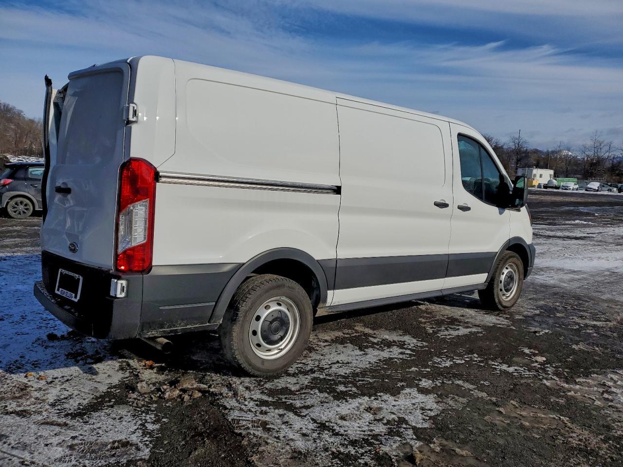 2023 FORD Transit