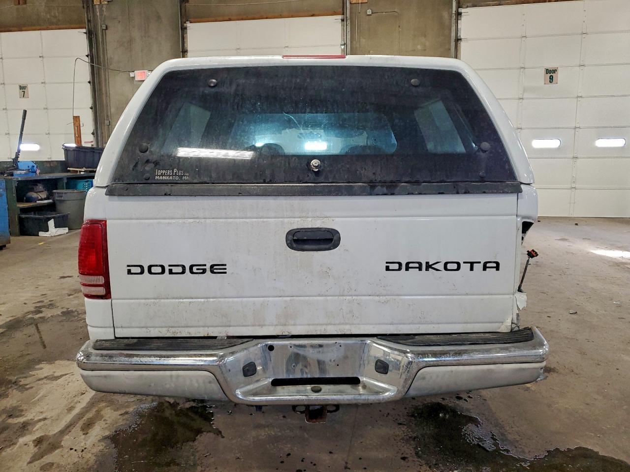 2004 DODGE Dakota