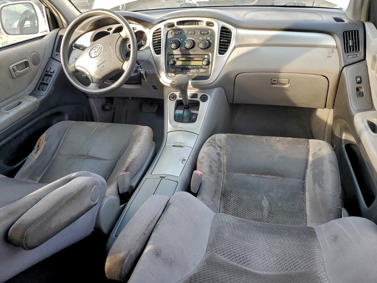 2005 TOYOTA HIGHLANDER