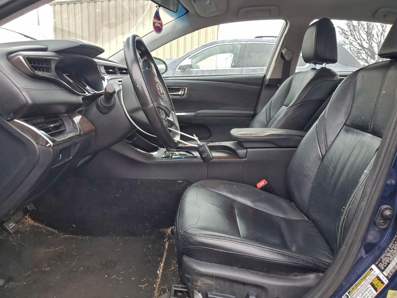 2013 TOYOTA Avalon