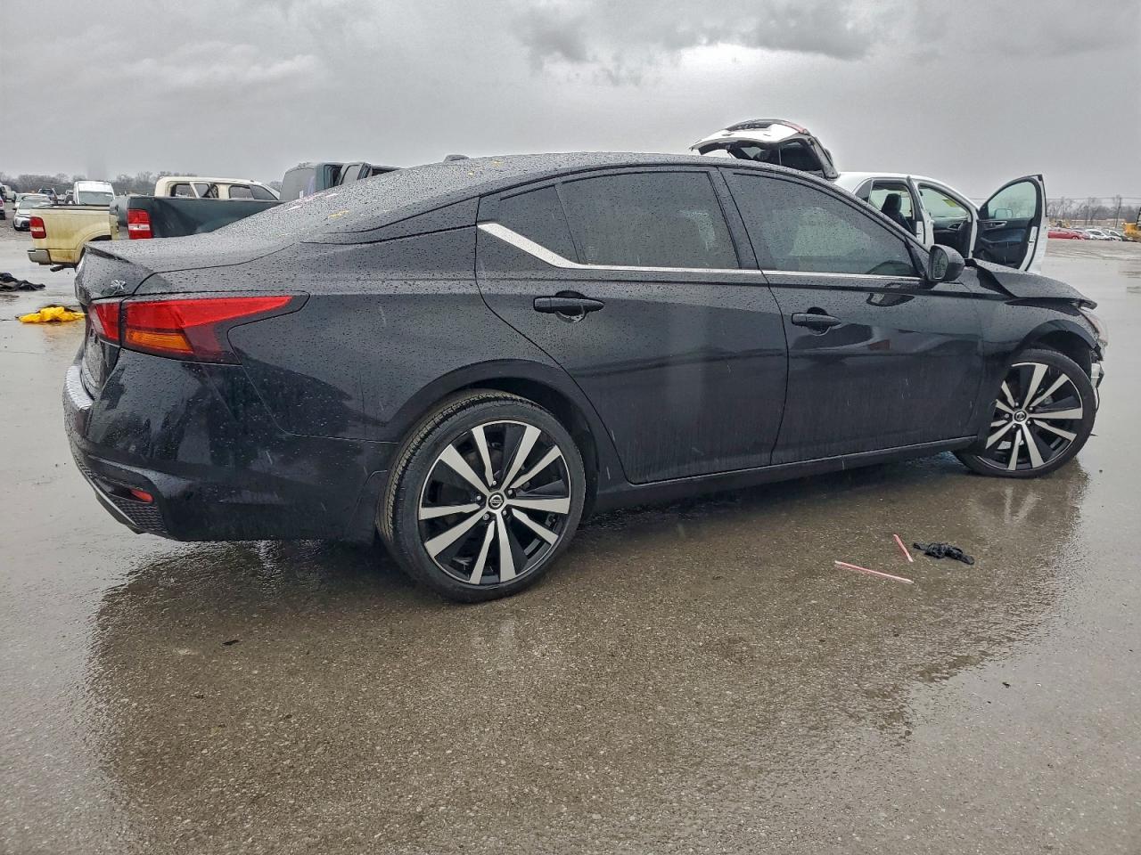 2022 NISSAN ALTIMA