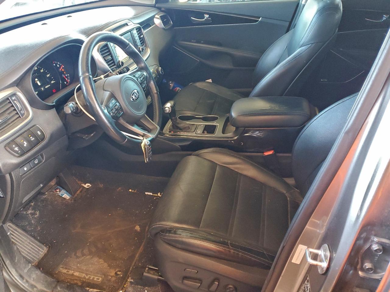 2016 KIA SORENTO