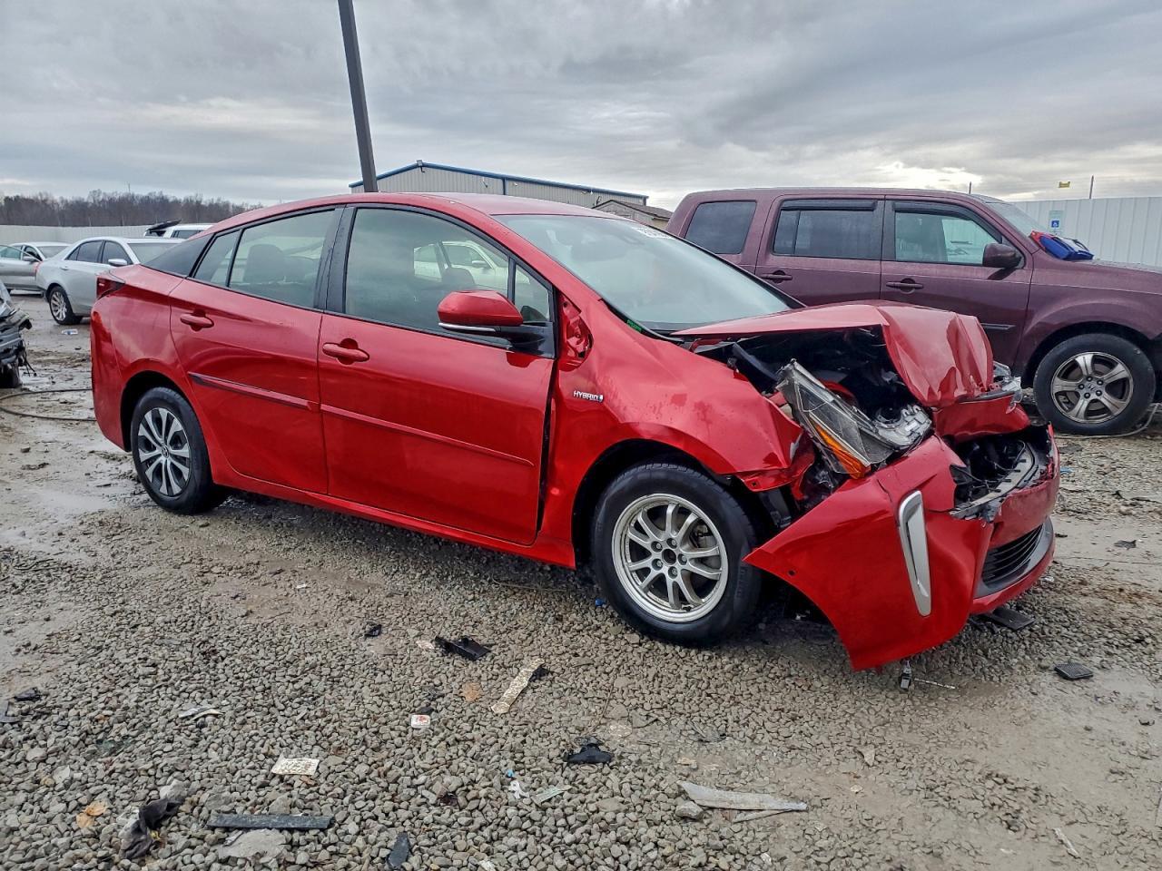 2019 TOYOTA PRIUS