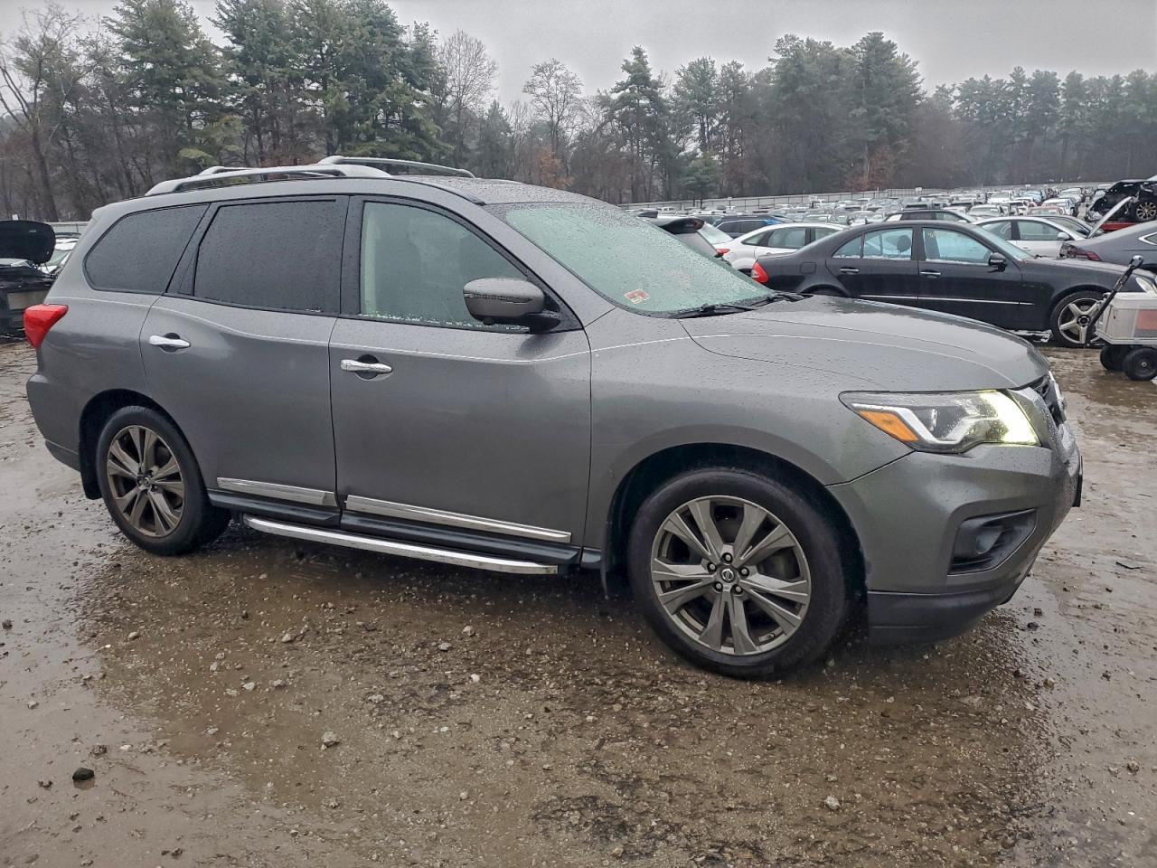 2018 NISSAN PATHFINDER