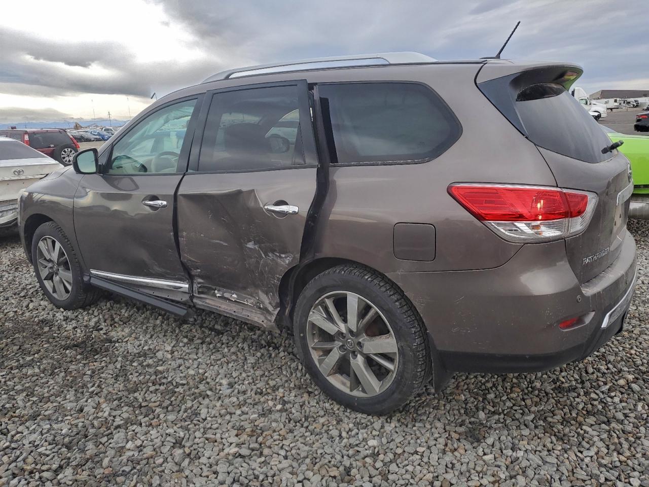 2013 NISSAN PATHFINDER