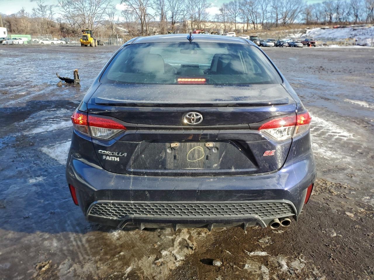 2022 TOYOTA COROLLA