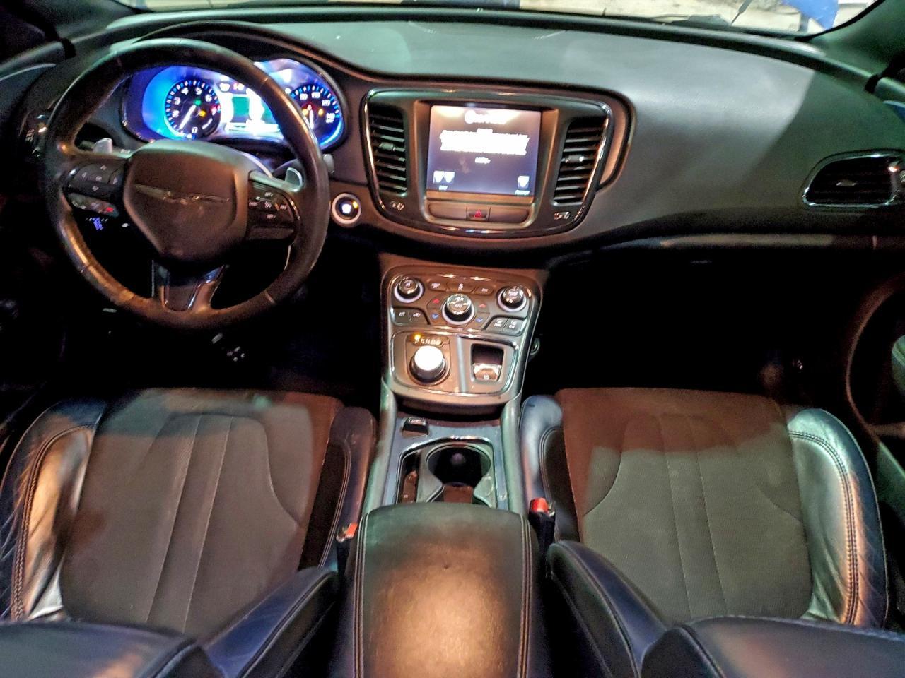 2015 CHRYSLER 200