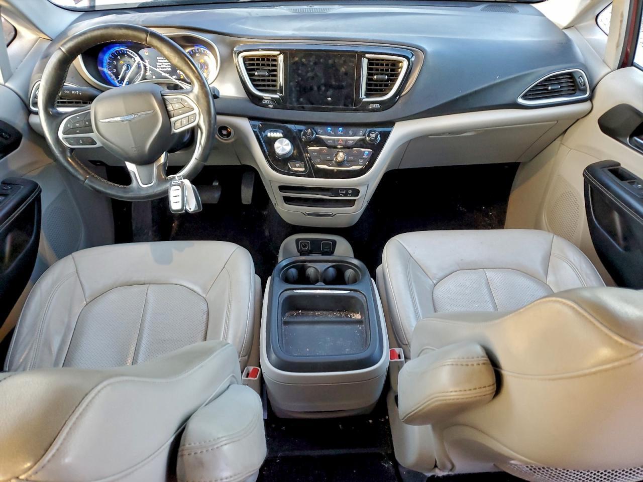 2020 CHRYSLER Pacifica