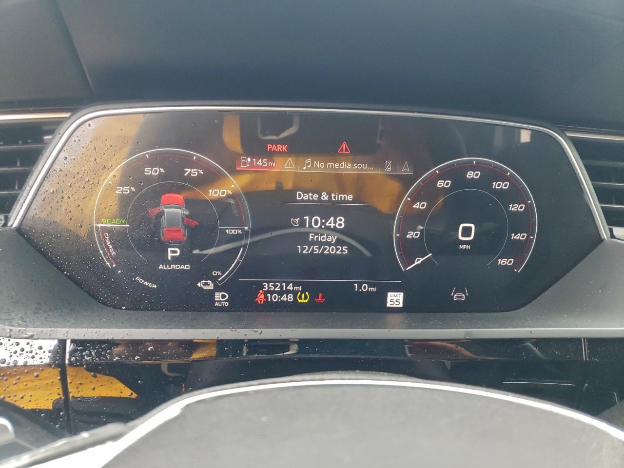 2024 AUDI Q8