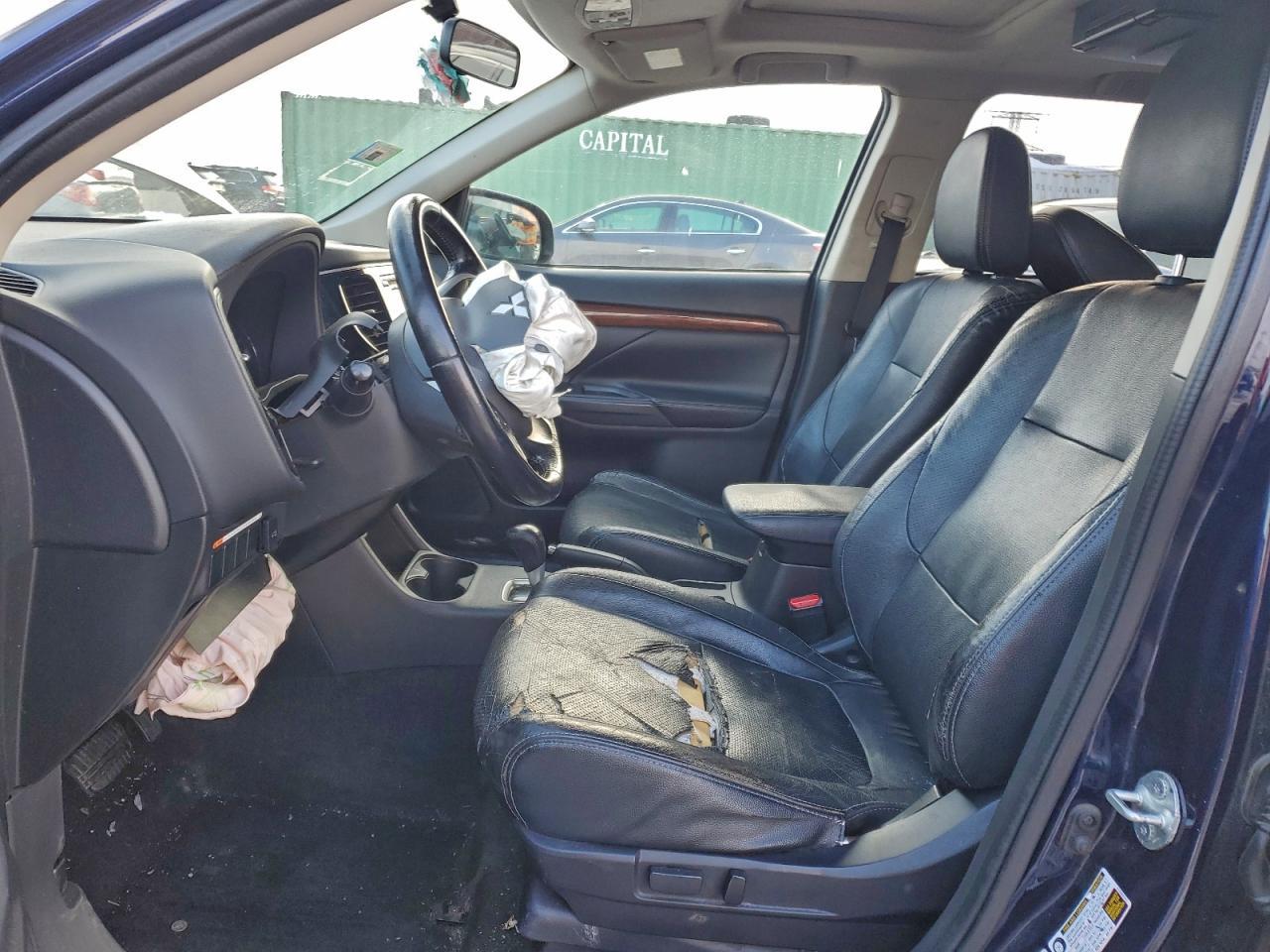 2014 MITSUBISHI outlander