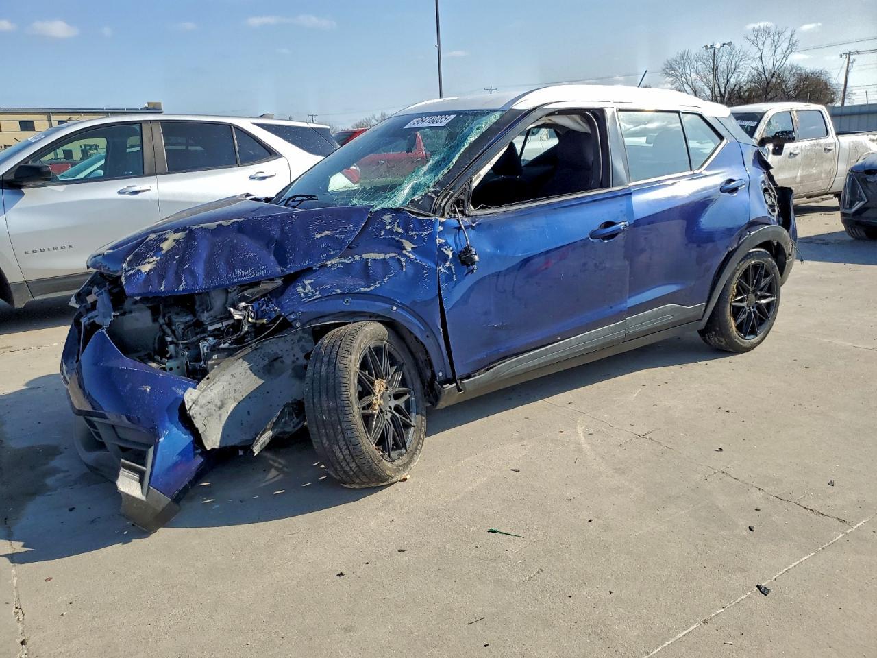 2019 NISSAN KICKS