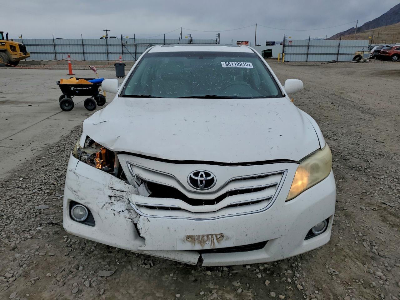 2010 TOYOTA CAMRY