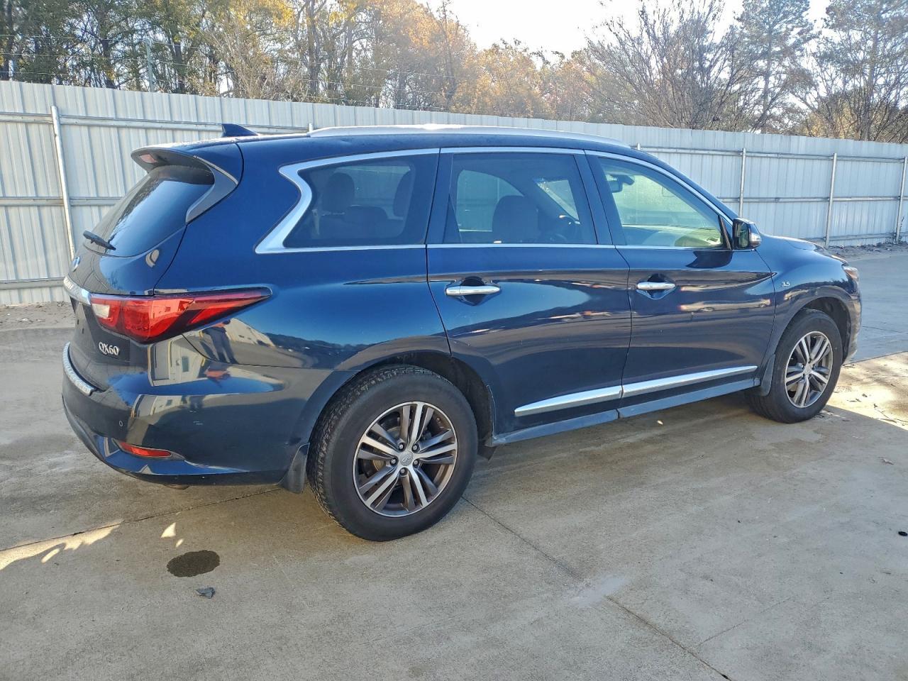 2016 INFINITI QX60