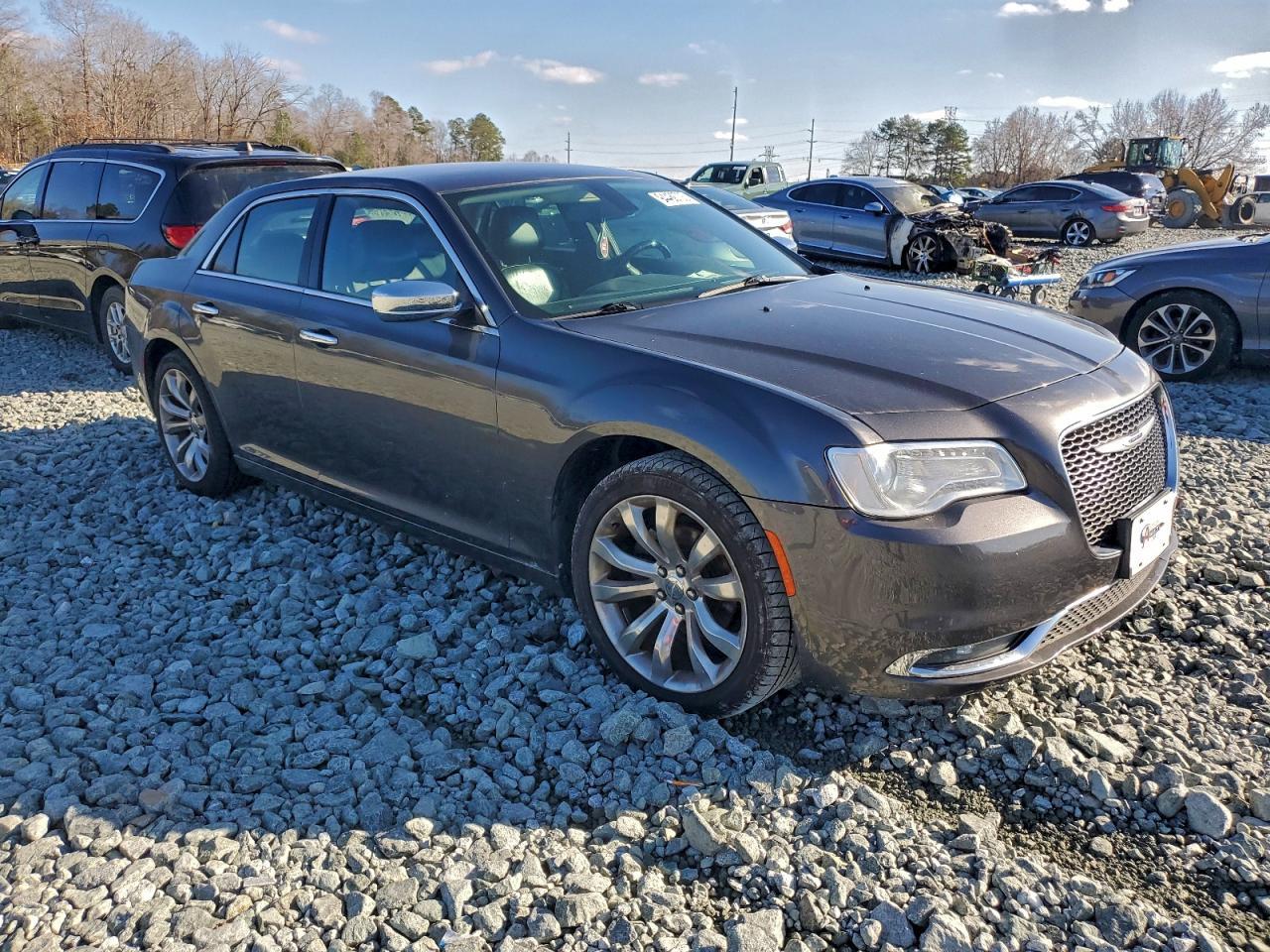 2019 CHRYSLER 300