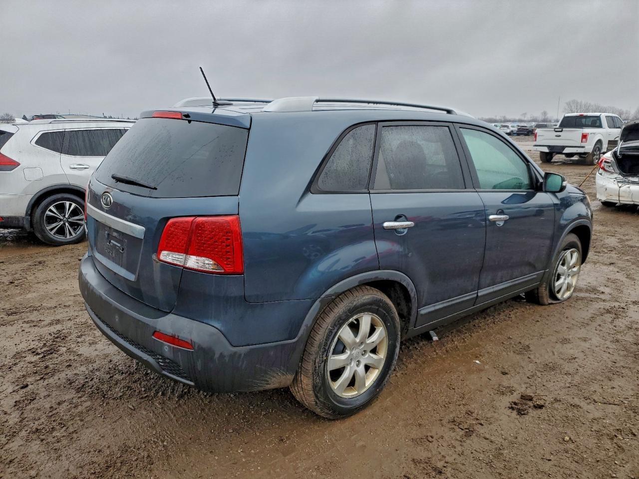 2011 KIA SORENTO
