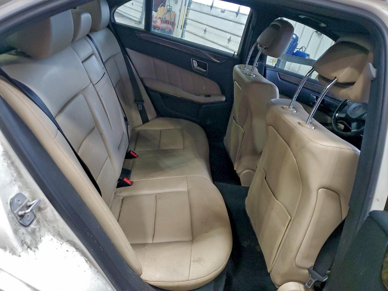 2010 MERCEDES-BENZ E-Class