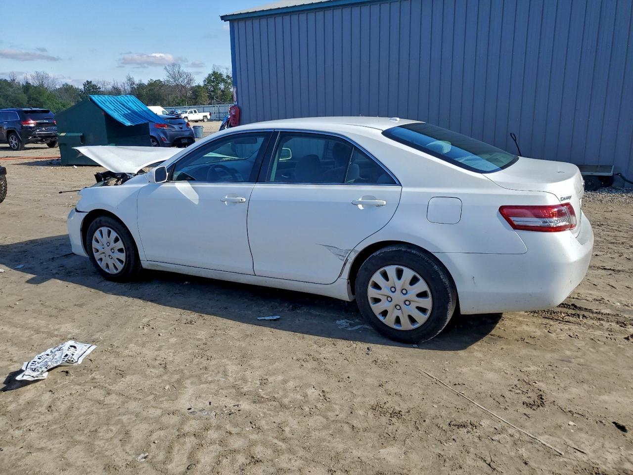 2011 TOYOTA CAMRY
