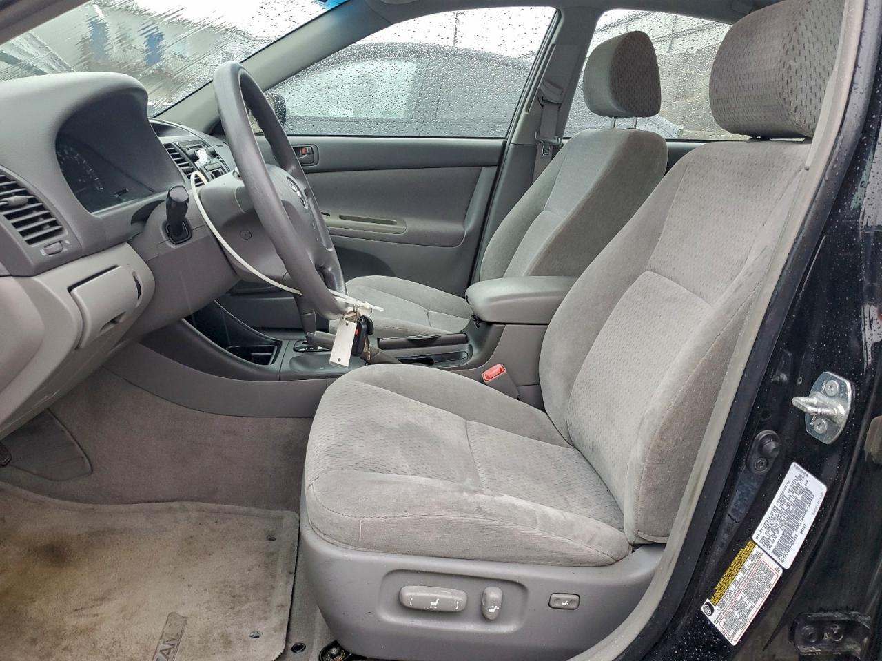 2004 TOYOTA CAMRY