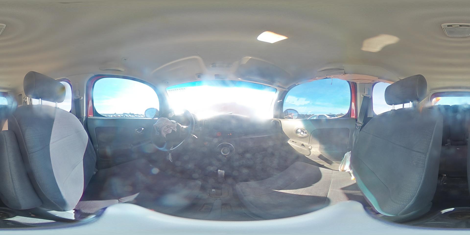 2010 NISSAN CUBE