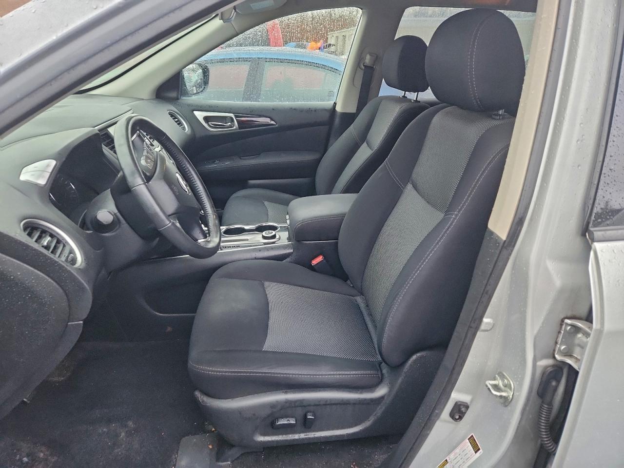2017 NISSAN PATHFINDER