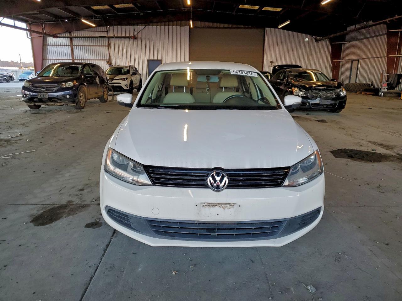 2011 VOLKSWAGEN JETTA