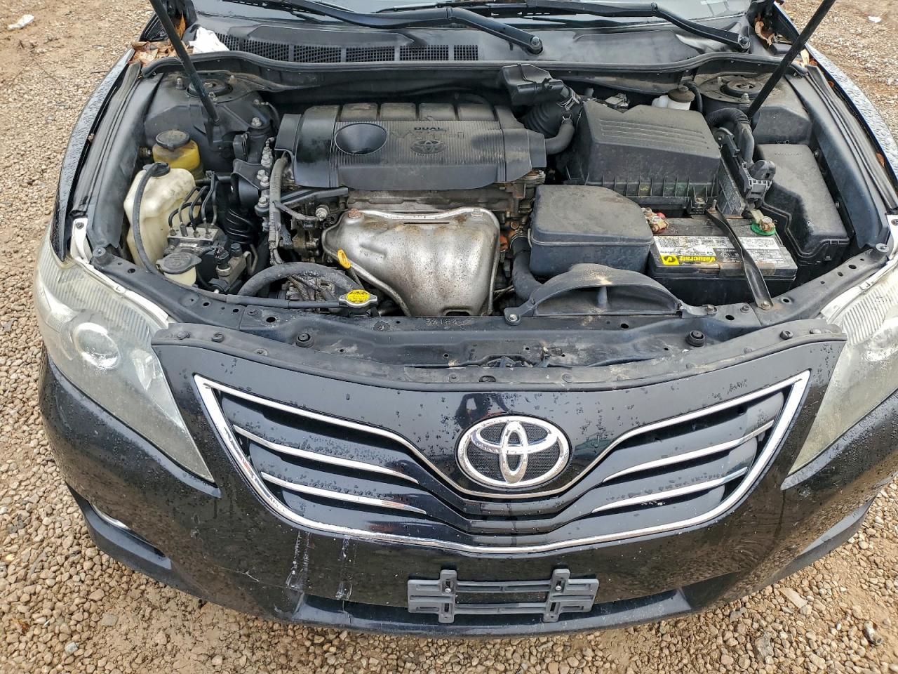 2011 TOYOTA CAMRY