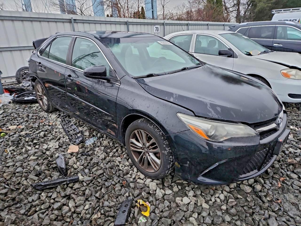 2017 TOYOTA CAMRY
