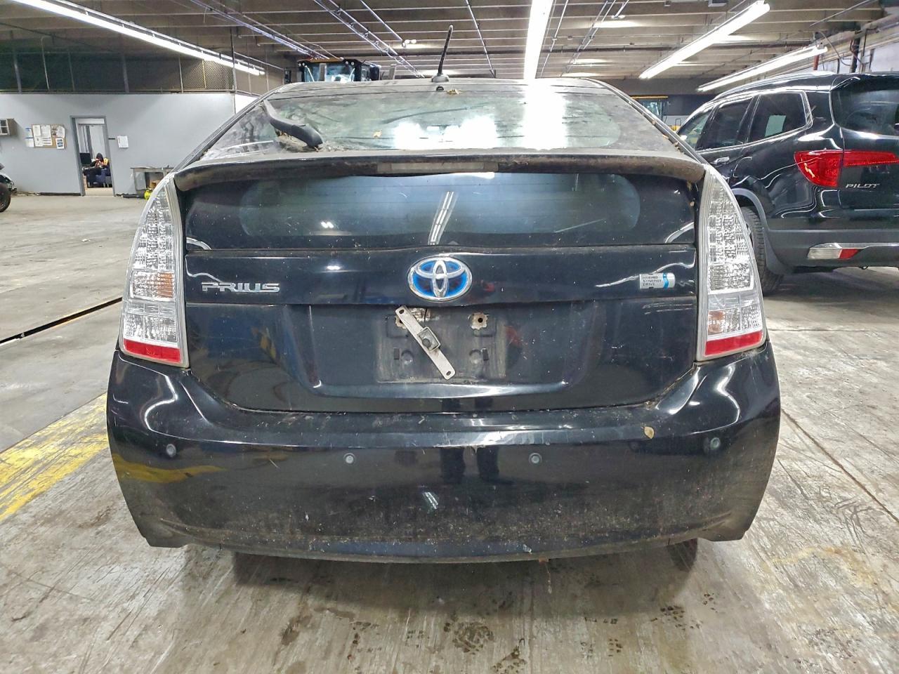 2011 TOYOTA PRIUS