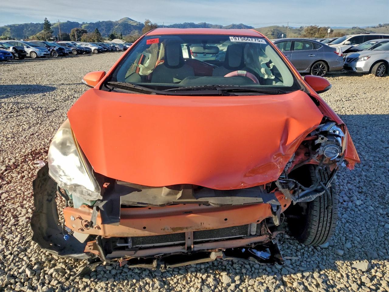2012 TOYOTA Prius c