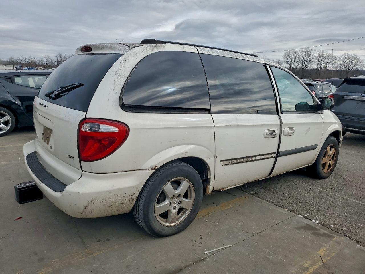 2005 DODGE CARAVAN