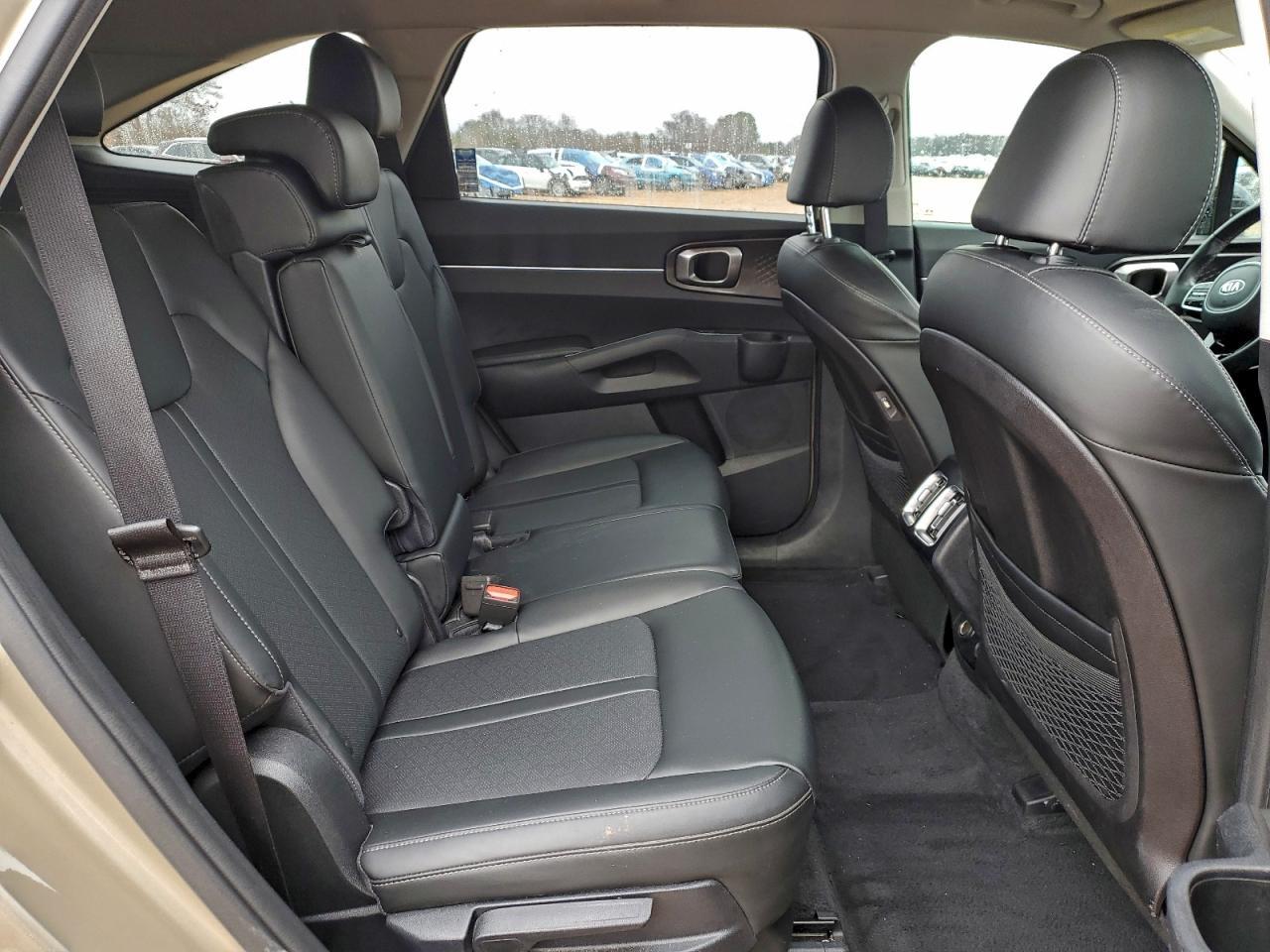 2021 KIA SORENTO