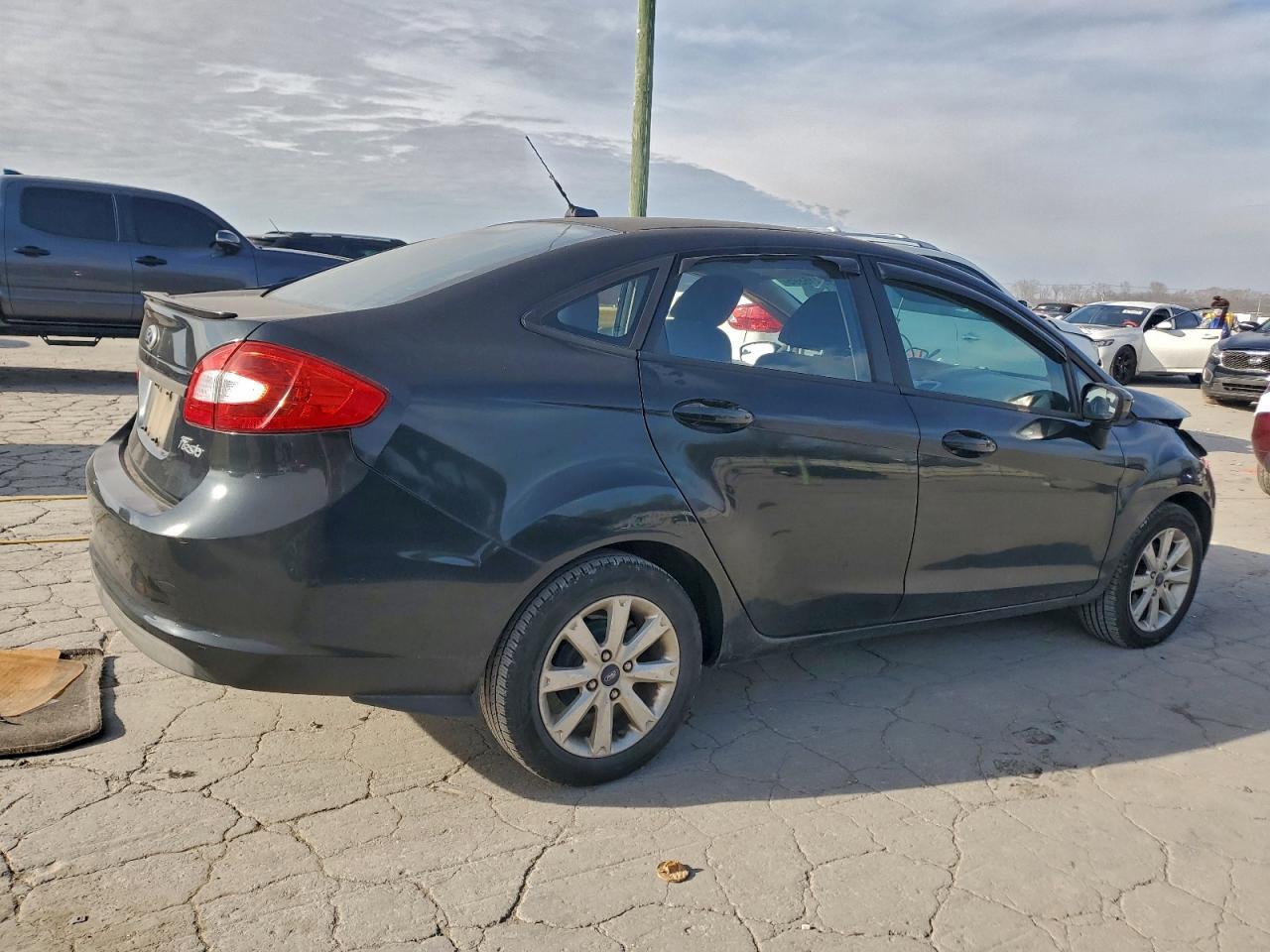 2011 FORD Fiesta