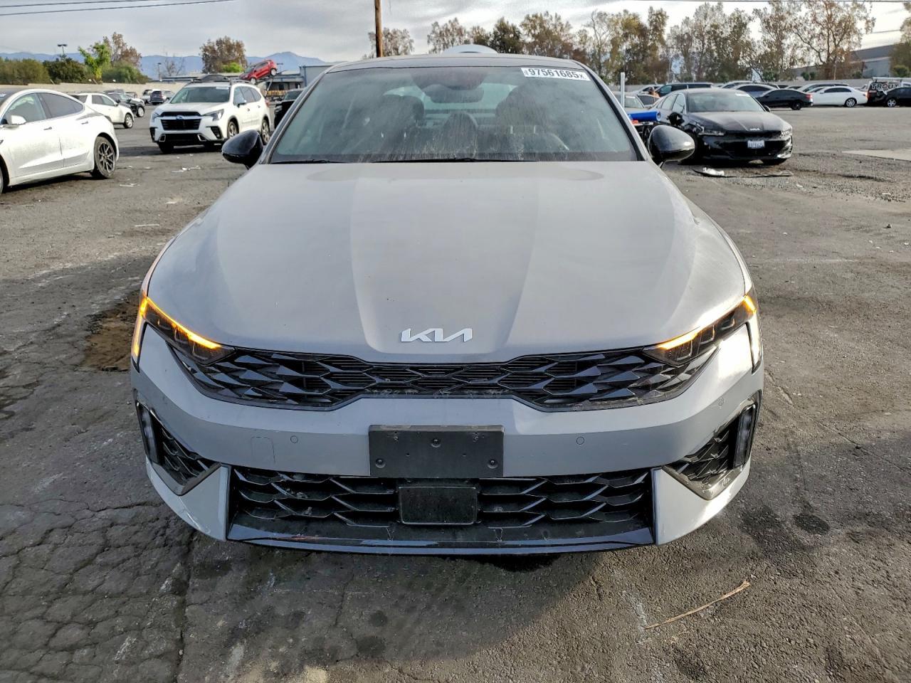 2025 KIA K5