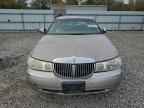 2001 LINCOLN Town Car