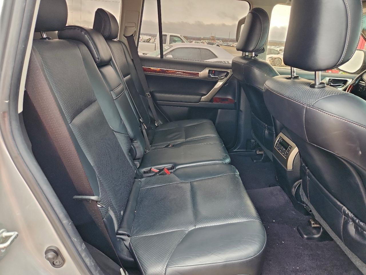 2013 LEXUS GX 460
