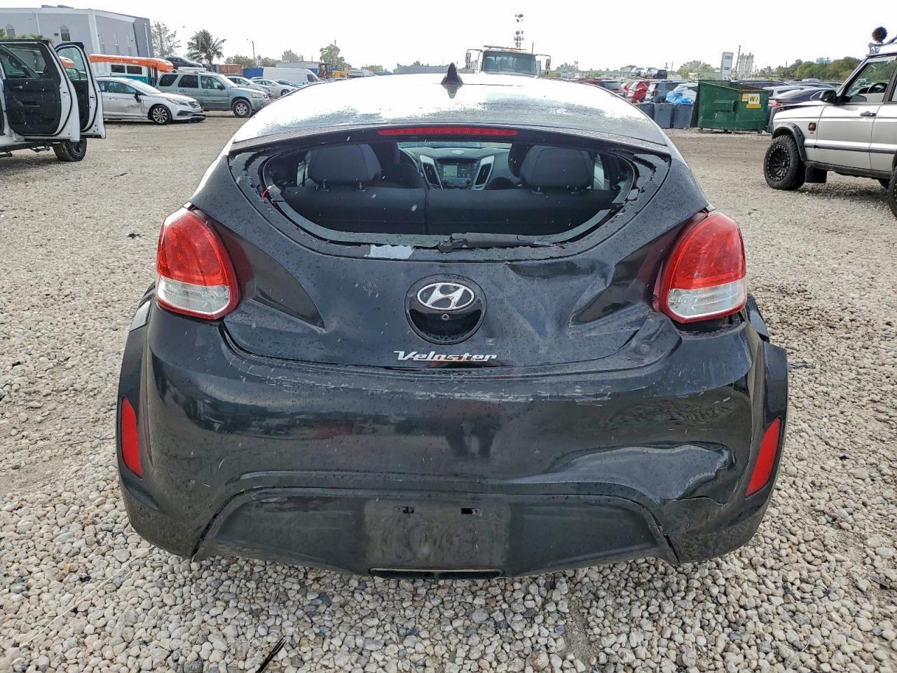2017 HYUNDAI VELOSTER